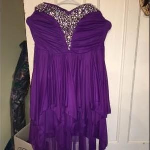 Large,purple,strapless,short dress